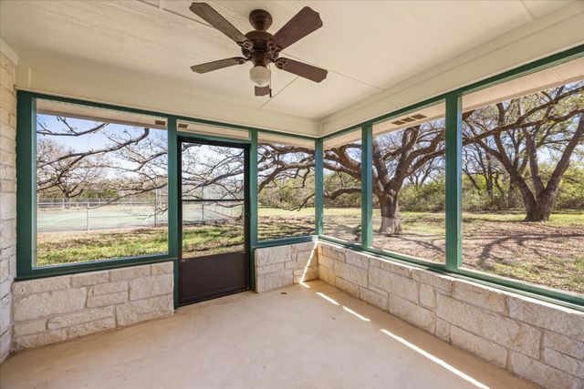 1118 County Road 325, Glen Rose, TX 76043