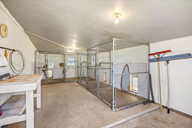 1118 County Road 325, Glen Rose, TX 76043