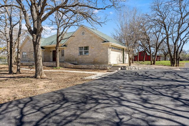 1118 County Road 325, Glen Rose, TX 76043