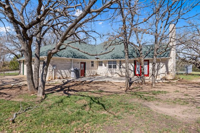 1118 County Road 325, Glen Rose, TX 76043