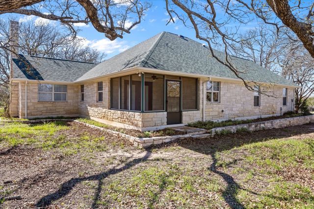 1118 County Road 325, Glen Rose, TX 76043