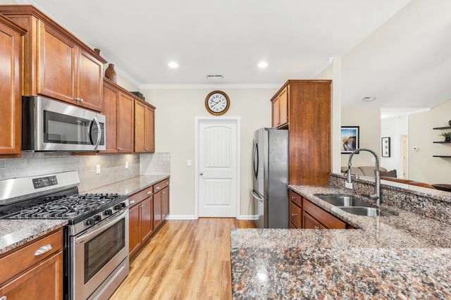 1046 Kennington Ct., Conway, SC 29526