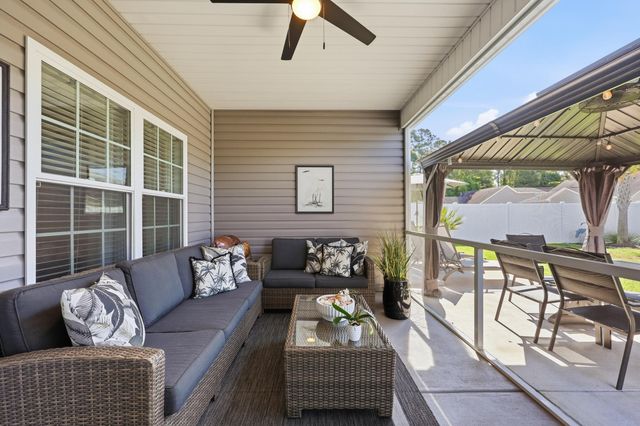 1046 Kennington Ct., Conway, SC 29526