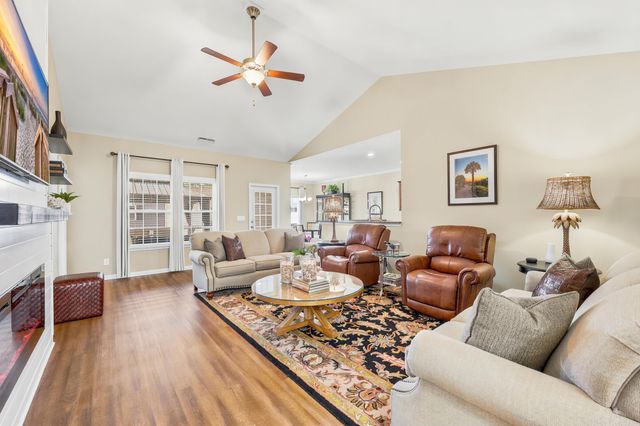 1046 Kennington Ct., Conway, SC 29526