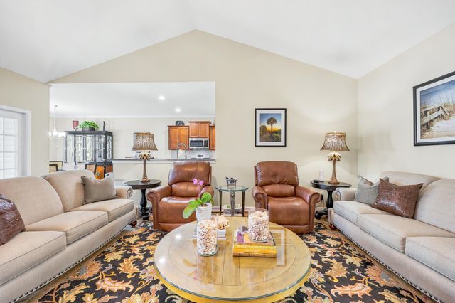 1046 Kennington Ct., Conway, SC 29526