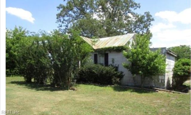 4050 White Marsh RD, Wakefield, VA 23888