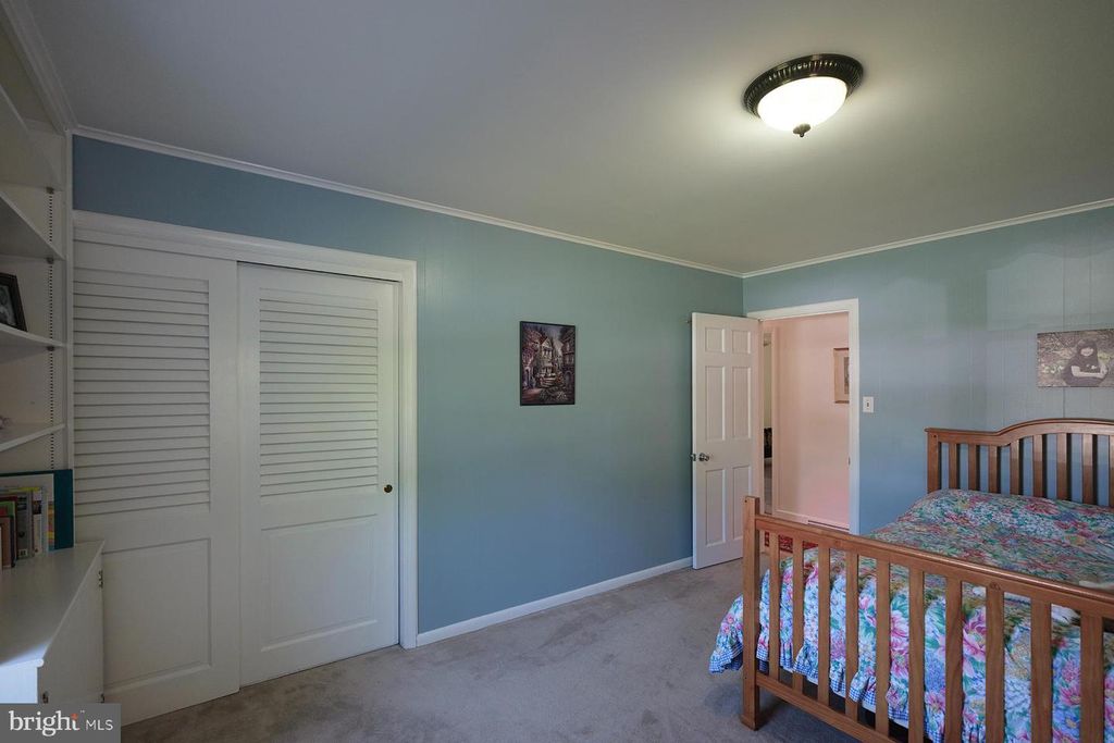 Image 29 of property listing at 13324 HICKORY HILL RD, Hagerstown, MD 21742