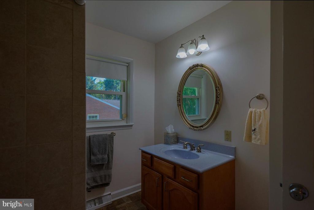 Image 32 of property listing at 13324 HICKORY HILL RD, Hagerstown, MD 21742
