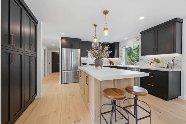 5813 Mareta Ln, Loomis, CA 95650