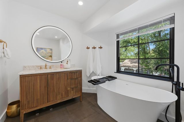 5813 Mareta Ln, Loomis, CA 95650