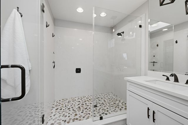 5813 Mareta Ln, Loomis, CA 95650