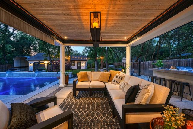 5813 Mareta Ln, Loomis, CA 95650