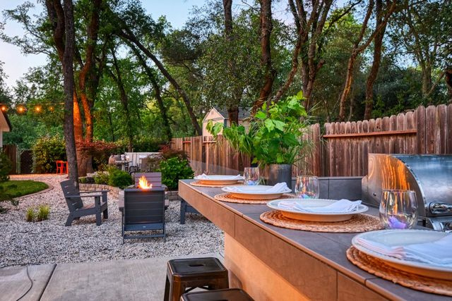 5813 Mareta Ln, Loomis, CA 95650