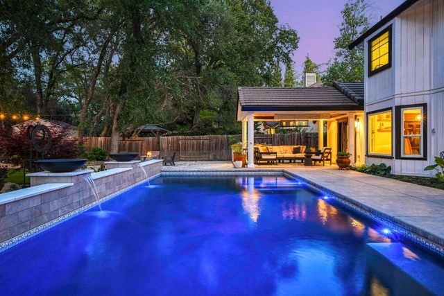 5813 Mareta Ln, Loomis, CA 95650