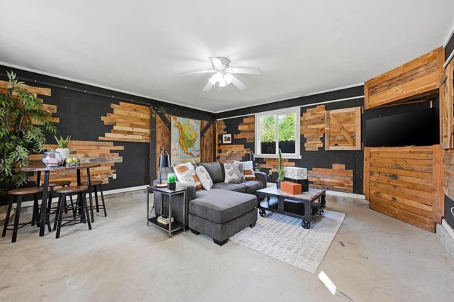 5813 Mareta Ln, Loomis, CA 95650