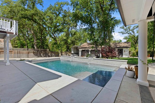 5813 Mareta Ln, Loomis, CA 95650