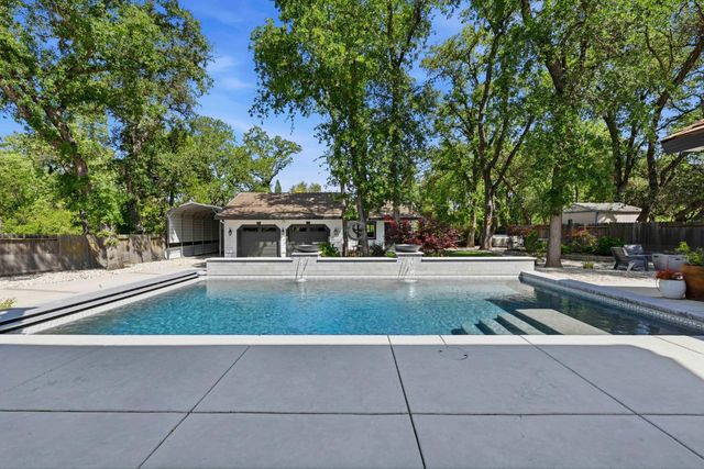 5813 Mareta Ln, Loomis, CA 95650