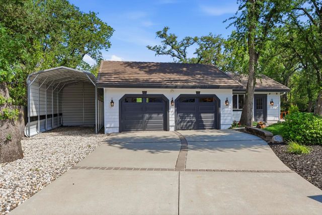 5813 Mareta Ln, Loomis, CA 95650