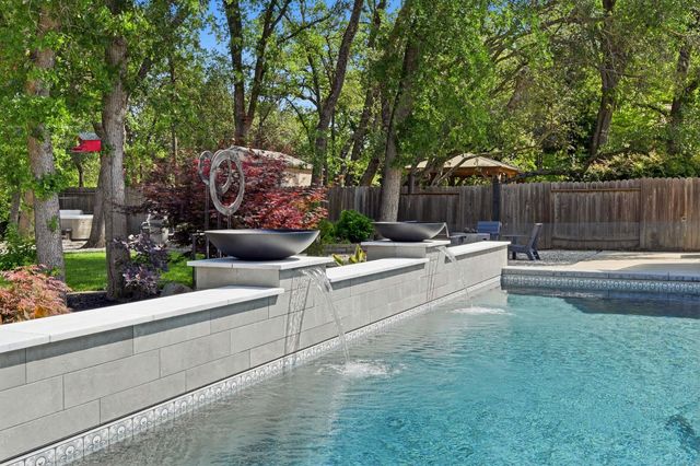 5813 Mareta Ln, Loomis, CA 95650