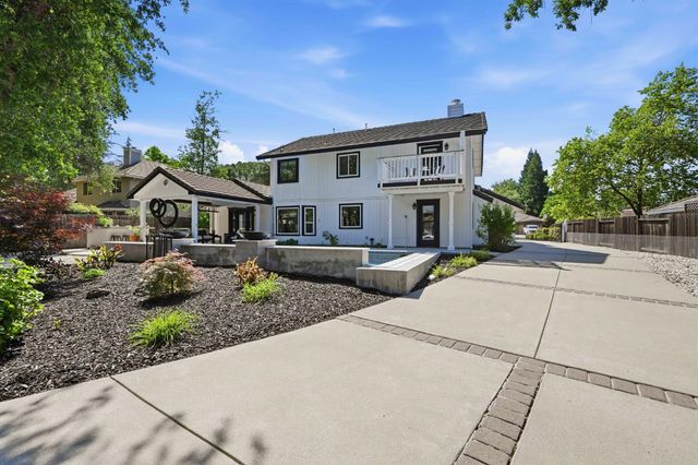 5813 Mareta Ln, Loomis, CA 95650