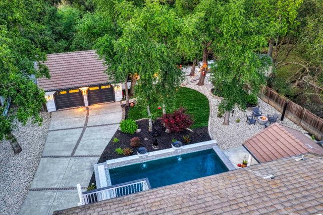 5813 Mareta Ln, Loomis, CA 95650