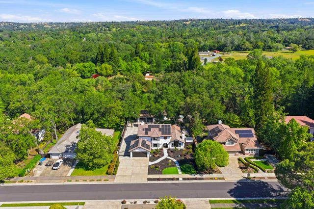 5813 Mareta Ln, Loomis, CA 95650