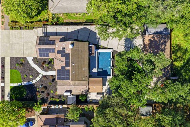 5813 Mareta Ln, Loomis, CA 95650