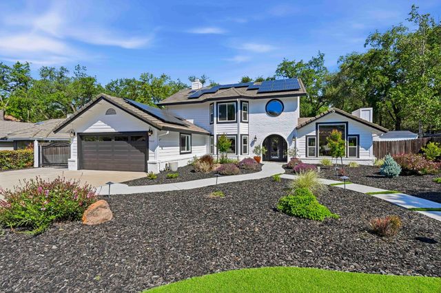 5813 Mareta Ln, Loomis, CA 95650