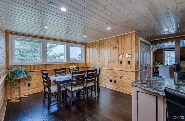 37000 Rock Beach Road West, Cape Vincent, NY 13618