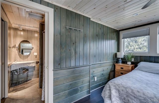 37000 Rock Beach Road West, Cape Vincent, NY 13618