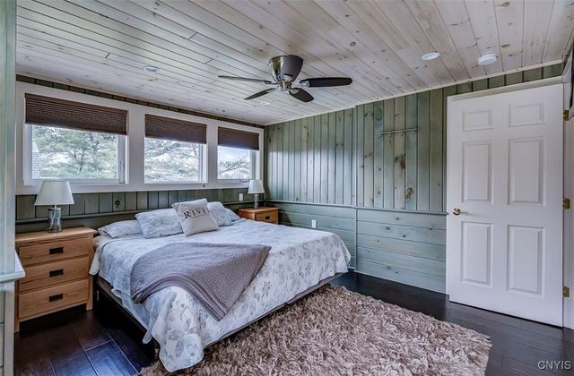 37000 Rock Beach Road West, Cape Vincent, NY 13618