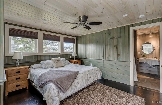 37000 Rock Beach Road West, Cape Vincent, NY 13618