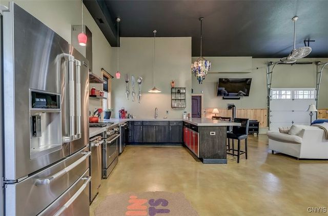 37000 Rock Beach Road West, Cape Vincent, NY 13618