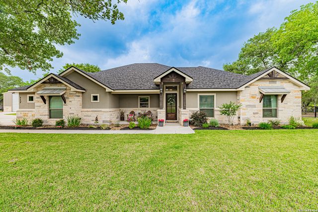 117 Shelby, Adkins, TX 78101
