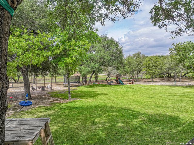 117 Shelby, Adkins, TX 78101