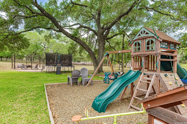 117 Shelby, Adkins, TX 78101