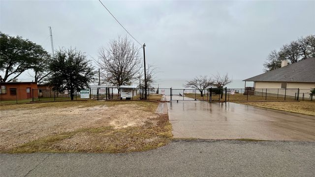 140 Woodland Trail, Gun Barrel City, TX 75156