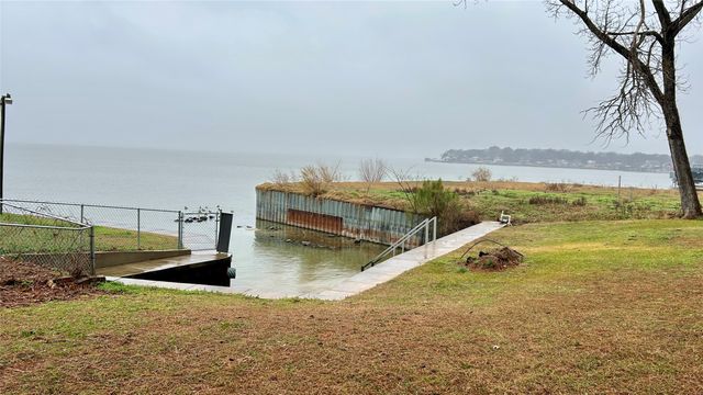 140 Woodland Trail, Gun Barrel City, TX 75156