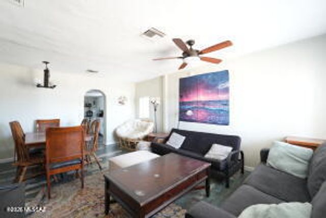 1023 E Lee Street, Tucson, AZ 85719