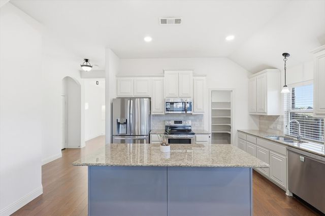 1118 Autumn Trail, Waxahachie, TX 75165