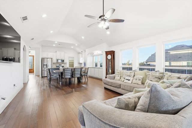 1118 Autumn Trail, Waxahachie, TX 75165