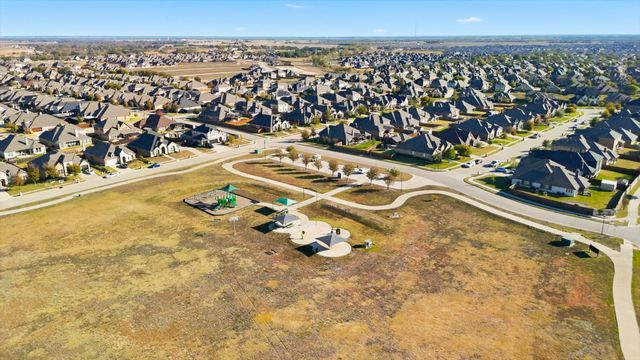 1118 Autumn Trail, Waxahachie, TX 75165