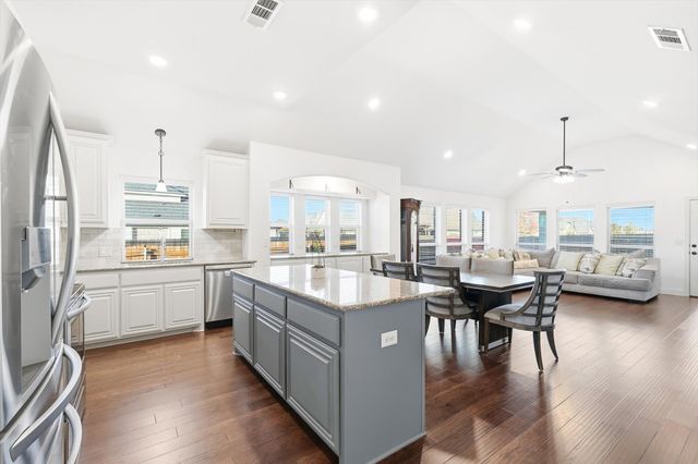 1118 Autumn Trail, Waxahachie, TX 75165