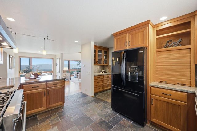 18788 Favre Ridge Road, Los Gatos, CA 95033
