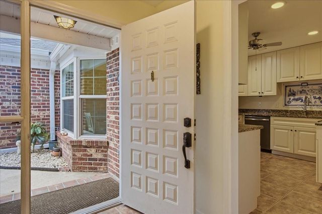 1429 S CHICKASAW TRAIL 7, Orlando, FL 32825