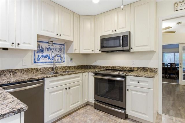 1429 S CHICKASAW TRAIL 7, Orlando, FL 32825