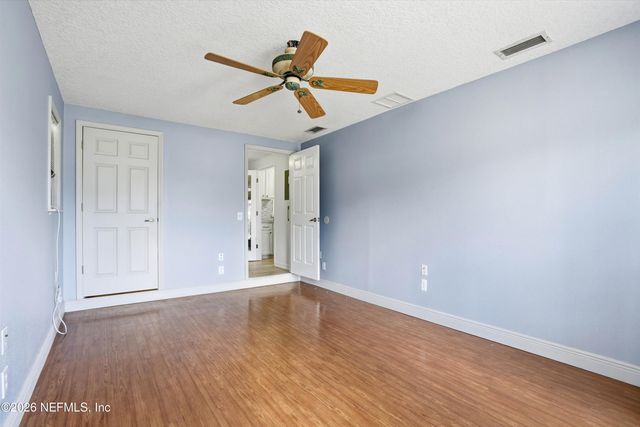 8511 FROST Street N, Jacksonville, FL 32221