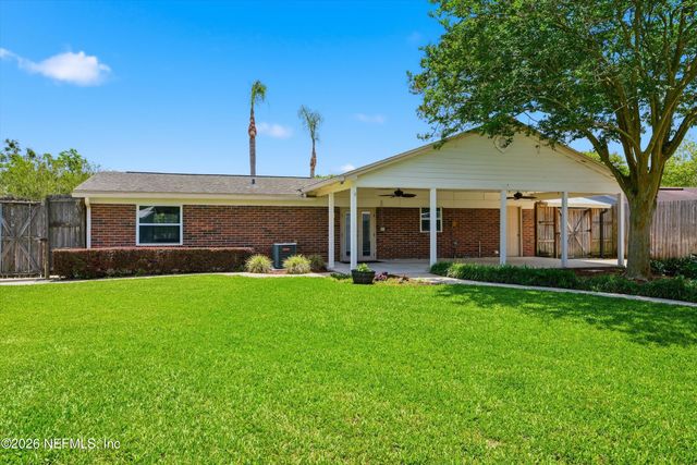 8511 FROST Street N, Jacksonville, FL 32221