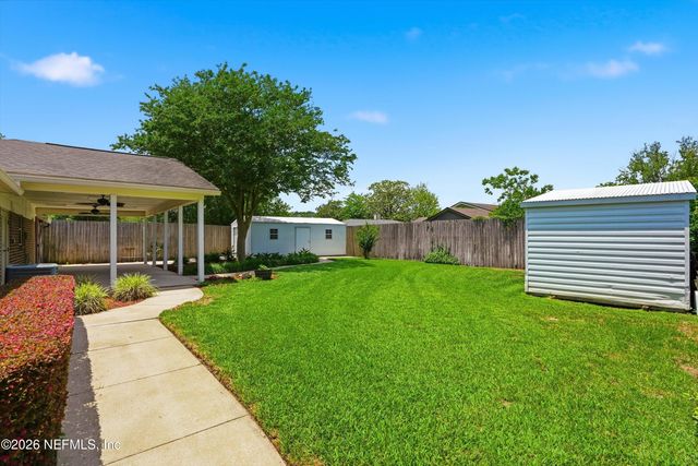 8511 FROST Street N, Jacksonville, FL 32221