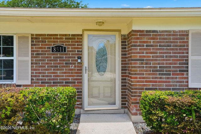 8511 FROST Street N, Jacksonville, FL 32221